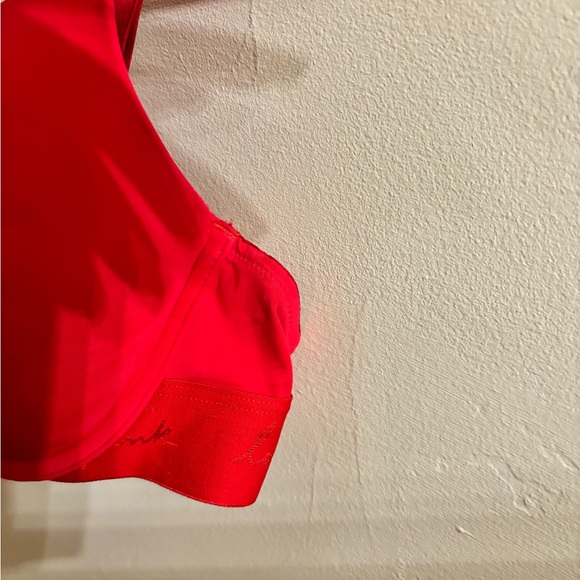 Pink bra. Very cute. Red size 36b - Picture 5 of 8